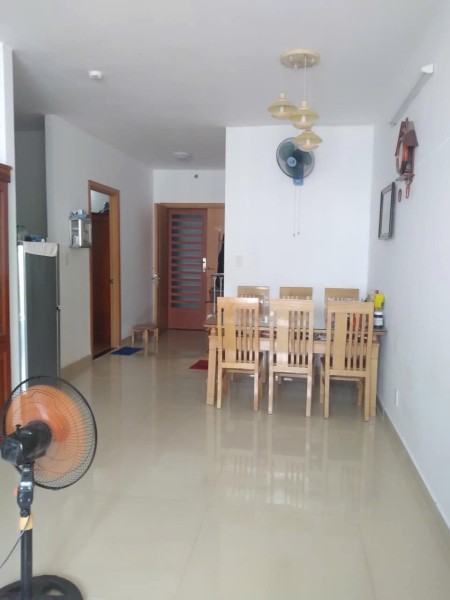 Chung cư Hoa Sen, Lạc Long Quân căn 63m2, 2p ngủ, NT, 9tr/th