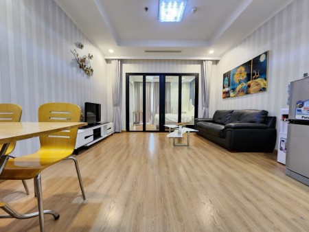 Cho thuê gấp căn hộ tại Royal City, tòa R6, 55m2, 1PN, giá: 14 triệu/th, LH: 0365 691 228