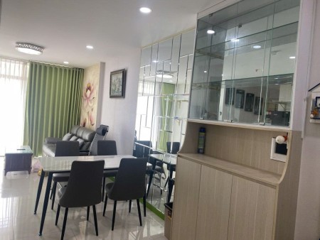 Cho thuê căn hộ Central Premium - 854 Tạ Quang Bửu, P5, Q8.