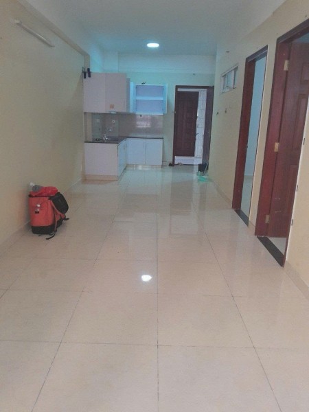 Chung cư Phú Thọ- Nguyễn Thị Nhỏ: căn 60m2, 2p ngủ, giá 9,5tr/tháng