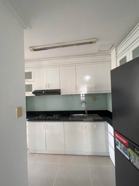 Căn 87m2 chung cư Đặng Văn Ngữ - 2PN, giá thuê 14tr/tháng