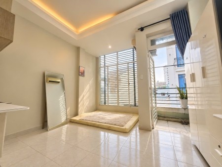 CHO THUÊ STUDIO 30M2 SIU XINH SÁT QUẬN 1 CÓ BAN CÔNG - FULL NỘI THẤT