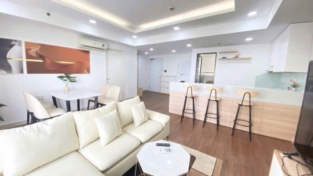 Thuê căn góc Cantavil AP Q2 (80m2, 3PN, full giá 16 tr/th) TTTM sát bên, ban công hướng Đông, Nam