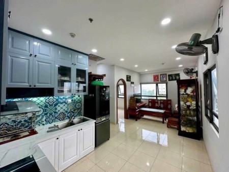Chung cư Thuỷ Lợi ( Hyco4), Nguyễn Xí trống căn 3PN, sẵn nội thất giá thuê 15tr5/tháng