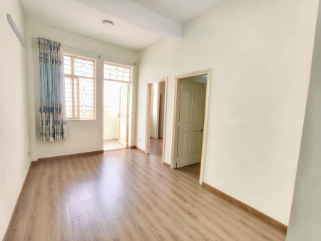 Chung cư Lý Chính Thắng-Q3 ( thang bộ lầu 2) 60m2 1PN, 1WC Giá 9,5 tr/th