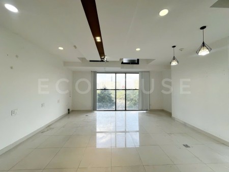 Ảnh 1 - Cho thuê văn phòng căn góc 63m2 The Sun Avenue chỉ 16tr/tháng