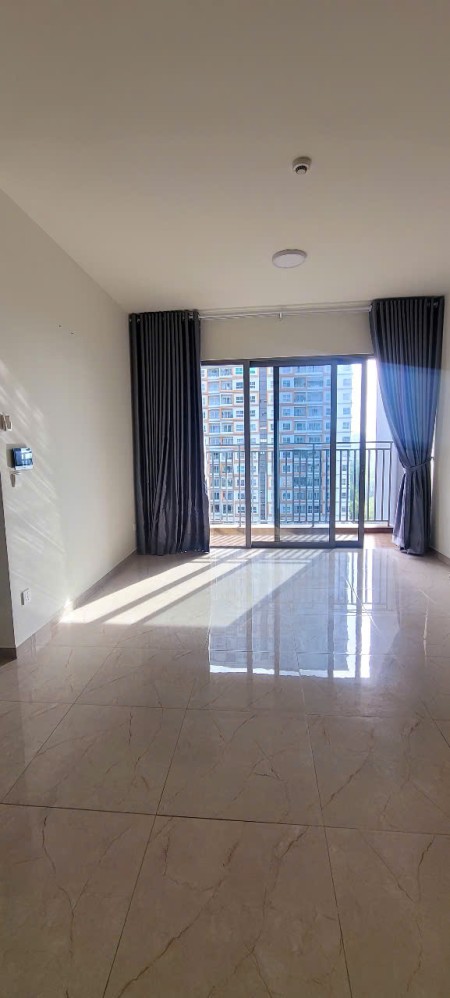 Cho thuê 3PN2WC - Giá 18 triệu/tháng nội thất cơ bản - Celesta Rise