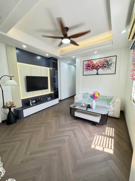 Cho thuê C/c Central Plaza, Phạm Văn Hai - Nhà đẹp giá chỉ 14tr/tháng