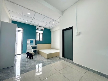 Cho thuê căn hộ studio ban công, gần công viên Làng Hoa, Lê Văn Thọ