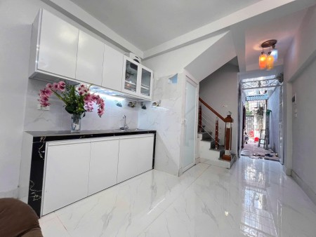 Nhà nguyên căn Đ.Cô Giang, Phú Nhuận, 2PN, Full nội thất giá thuê 14 tr/th