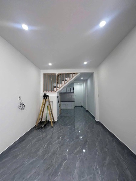 Nhà nguyên căn, Q. phú nhuận 109m2, đầy đủ nội thất, 2PN Giá thuê 13,5 tr/th