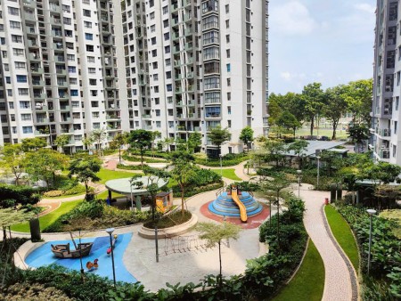 Chính chủ cho thuê căn hộ 2 phòng ngủ Emerald Celadon City ngay Aeon Mall Tân Phú