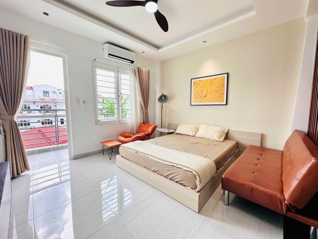 Cho thuê căn hộ mới ban công lớn bếp xa máy giặt riêng Xô Viết Nghệ Tĩnh gần Hàng Xanh , Quận 1,2