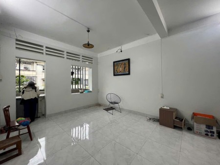 C/c Trần Quốc Thảo- 1p ngủ 53m2, giá 9tr/tháng