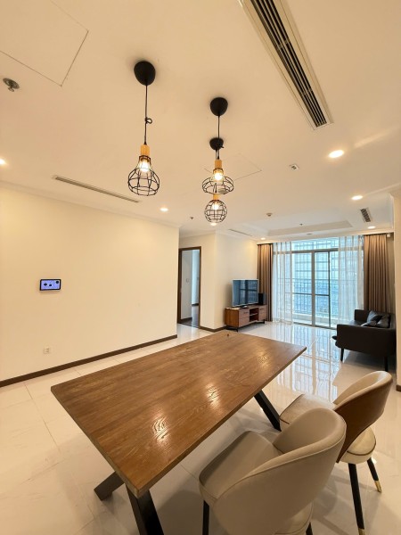 CHO THUÊ CĂN GÓC 4PN VINHOMES CENTRAL PARK | 150M² | 60 TRIỆU
