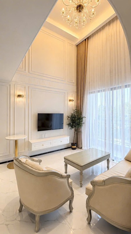 Mình cần cho thuê căn hộ Botanica Premier, DT: 100m2, 3PN, 2WC, giá thuê 20 triệu. Lh: 0938771300
