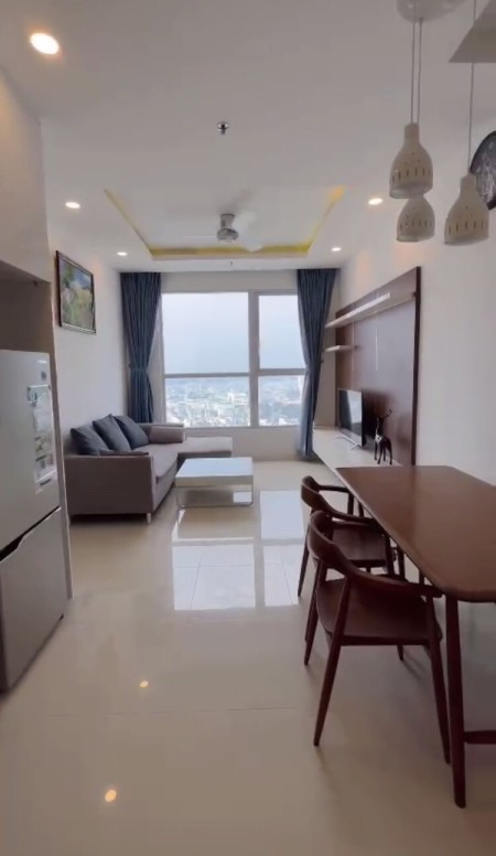 Chính chủ cho thuê căn hộ Phú Nhuận 2 phòng giá 18 triệu/th. Giá thật. The Prince Residence