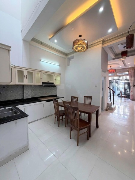 Nhà nguyên căn Đường Cô Giang 2PN, Sẵn Nội Thất 102m2 giá 14 tr/th