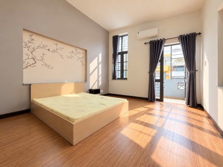 Cho thuê căn hộ Bình Thạnh ĐinhBộ Lĩnh 1 phòng ngủ cực rộng có ban công thoáng tiện đi HàngXanh