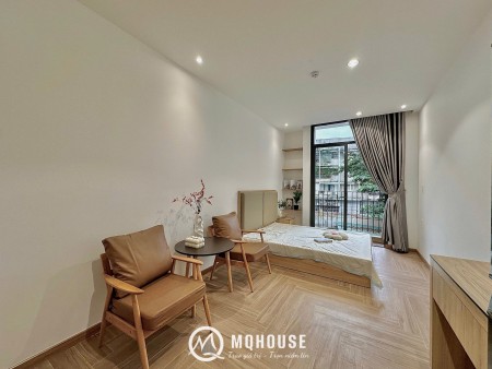 Cho thuê căn hộ Studio full nội thất có ban công, máy giặt riêng đường Thép Mới, Quận Tân Bình