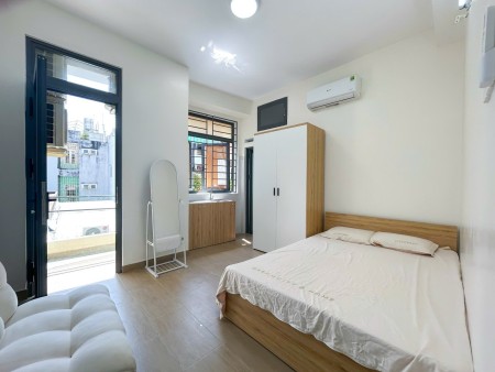 Cho thuê căn hộ Phú Nhuận full nội thất, ban công, gần Phan Đình Phùng giáp quận 1 - 0982174372