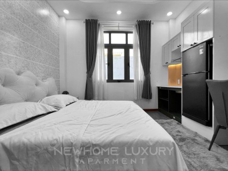 Cho thuê căn hộ mới khai trương cửa sổ thoáng đầy đủ nội thất thiết kế đẹp mắt Hoàng Diệu gần Quận 1