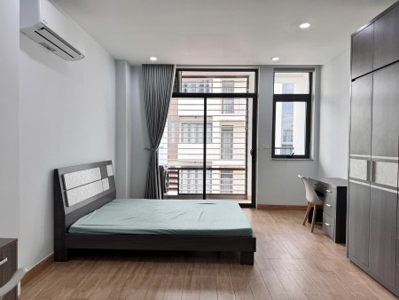 Cho thuê căn hộ ban công thoáng sáng thang máy, máy giặt riêng Bùi Đình Tuý Bình Thạnh
