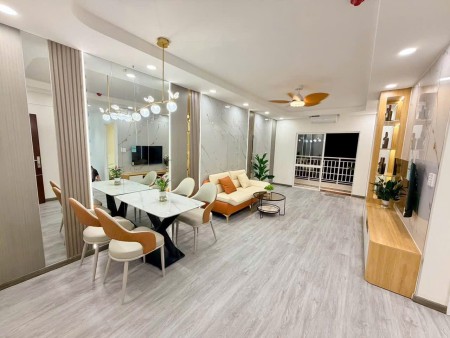 CC Cao Cấp Pearl Plaza. Điện Biên Phủ Bình Thạnh. 68m2 2PN. Full NT. 17TR500