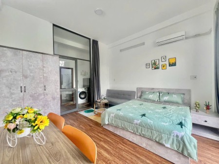 Phòng cho thuê 50m2 tách bếp ban công lớn gần CV Lê Thị Riêng giá rẻ