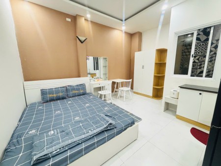 Cho thuê phòng full NT chỉ 5,9 triệu ngay cổng ĐH Bách Khoa Q10.( hình thật giá thật )