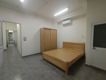 Căn Hộ 2PN Mặt Tiền Cộng Hòa Đối Diện Sân Bay Gần Etown