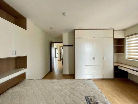 Căn hộ cao cấp Phúc Yên- Phan Huy Ích rộng 120m2, 3p ngủ giá 14tr/tháng.