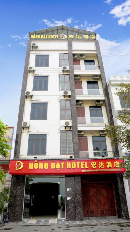 cho thuê nguyên căn nhà 5 tầng