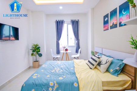 Cho thuê căn hộ Phú Nhuận full nội thất, cửa sổ lớn, gần Phan Xích Long, Quận 1