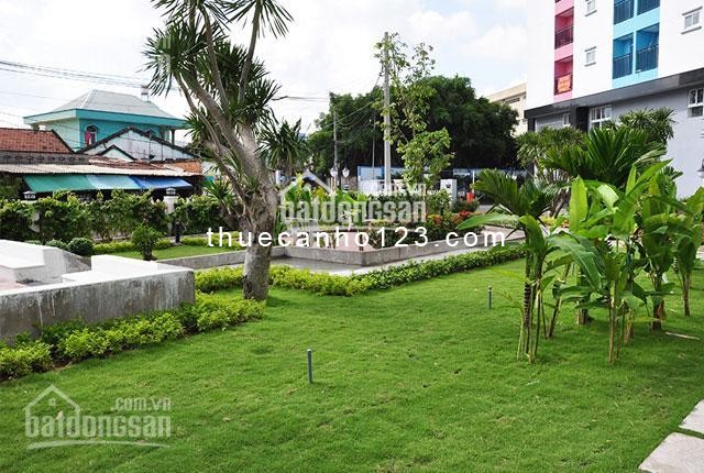 Căn hộ officetel rộng 44m2, 1 PN, cc Saigon Royal Residence, giá 12 triệu/tháng