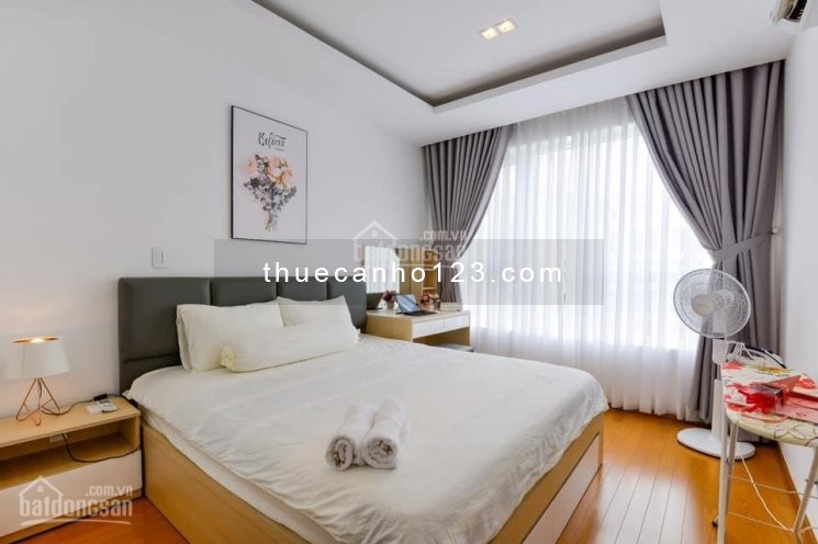 Chủ cho thuê căn hộ có nội thất, dt 75m2, giá 15 triệu/tháng. CC Golden Mansion Phú Nhuận