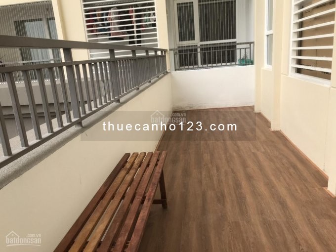 Saigon Mia cho thuê căn hộ 2 PN sàn gỗ, dt 78m2, giá 10 triệu/tháng, LHCC