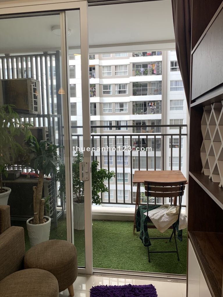 Cần cho thuê căn hộ chung cư 2 phòng ngủ thuộc dự án chung cư Melody Residences ngay Quận Tân Phú