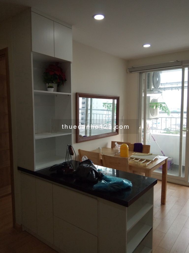 Cho thuê căn hộ chung cư Starlight Riverside tọa lạc tại Đường Nguyễn Văn Luông Quận 6. Giá 10 triệu 1PN