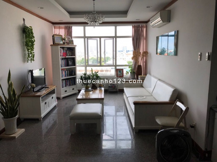 Cho thuê căn hộ chung cư thuộc Khu căn hộ Chánh Hưng - Giai Việt Quận 8. Tổng diện tích 115m2