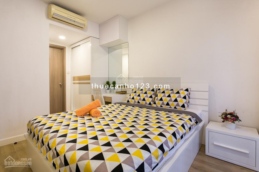 Cho thuê căn hộ chung cư cao cấp 2 phòng ngủ, 2 phòng vệ sinh tại Đường Nguyễn Tất Thành, Phường 18, Quận 4