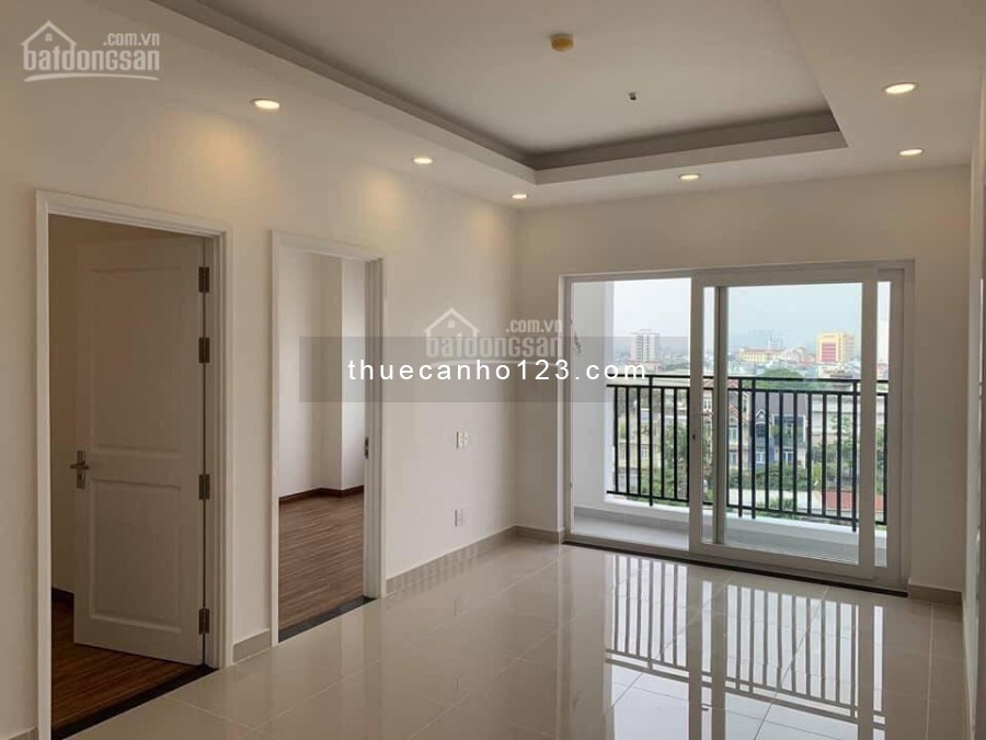 Trống căn hộ lầu trung cần cho thuê giá 6 triệu/tháng, dtsd 60m2, cc 9 View Apartment