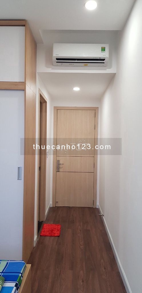 Cho thuê căn hộ chung cư cao cấp tại Tân Phú, nhà mới, 65m2 bao gồm 2PN 2WC. Giá hạt dẽ cho khách mùa dịch