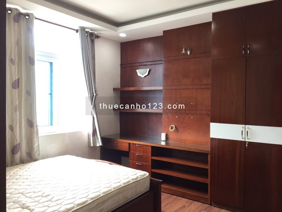 Cần cho thuê căn hộ Nguyễn Phúc Nguyên Quận 3, Dt : 83 m2, 2PN, Giá : 12.5 tr/th, có đầy đủ nội thất