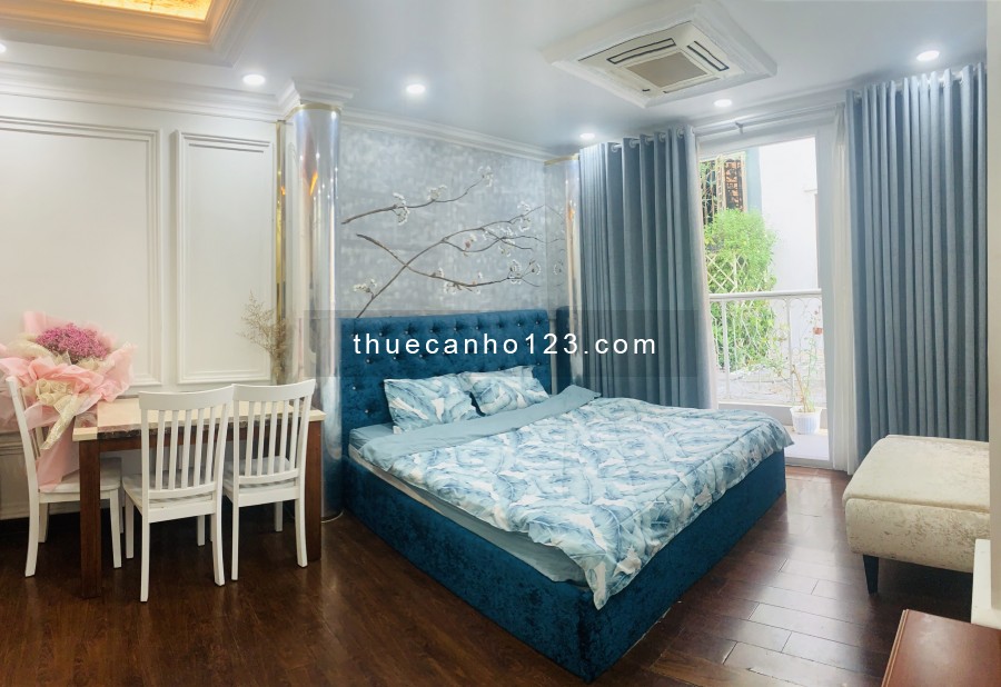 Cho thuê căn hộ Full nội thất Ban công hẻm xe hơi Nguyễn Thái Bình, Quận 1