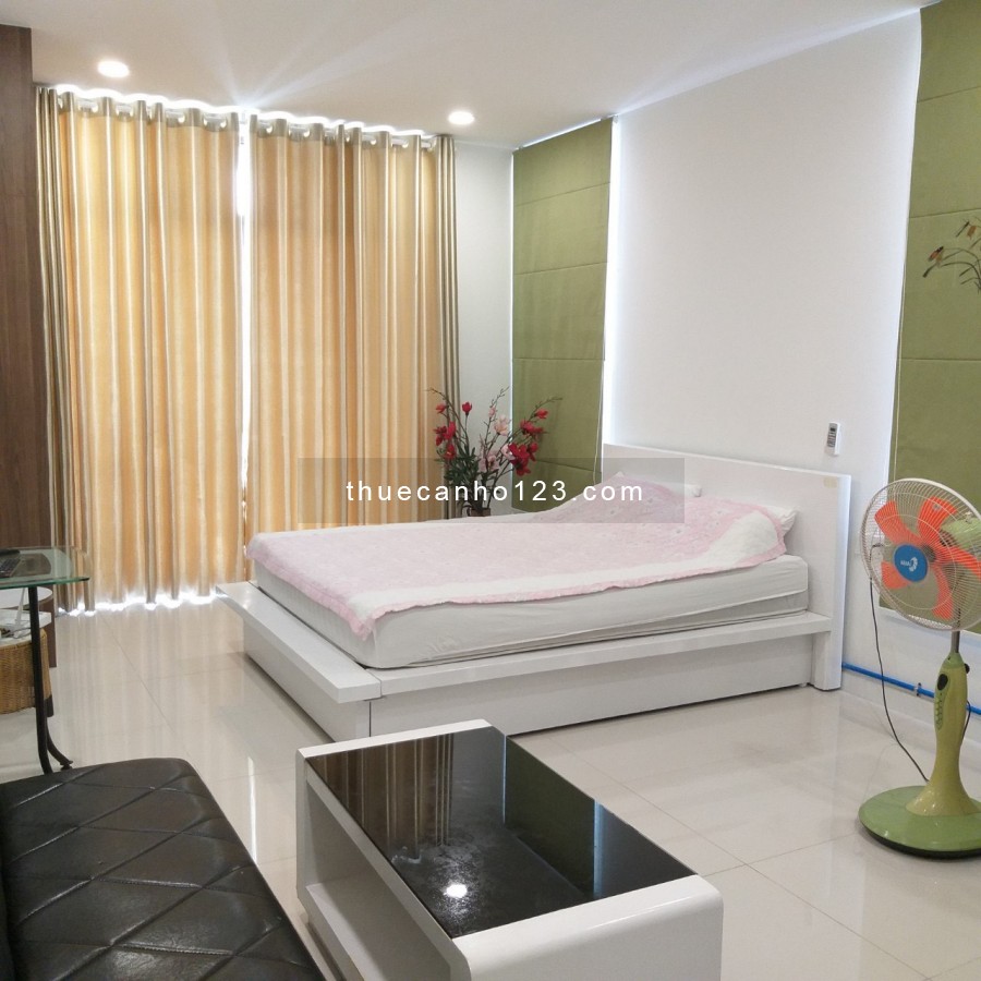 Cần cho thuê căn hộ Central Premium , 854 Tạ Quang Bửu Phường 5 Quận 8 . Diện tích 32m2, giá thuê 8tr/th