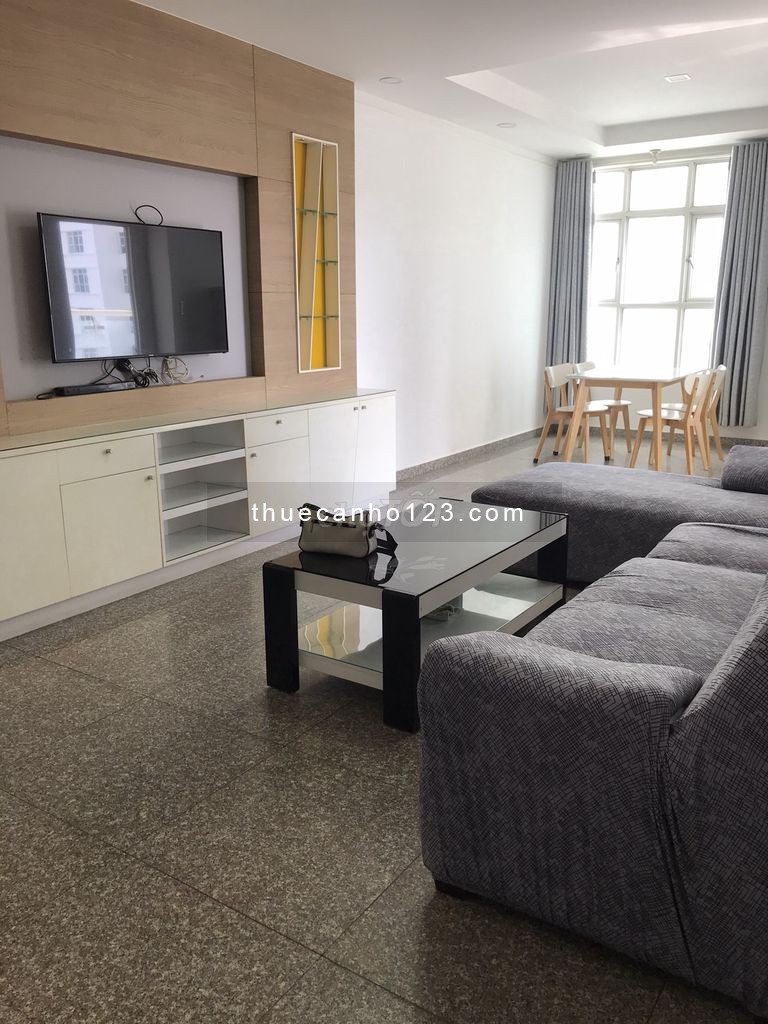 Cho thuê căn hộ tại dự án chung cư cao cấp Hoàng Anh Thanh Bình, 114m2, giá thuê 11 triệu/tháng
