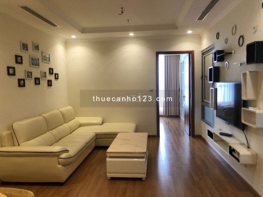 Căn hộ cao cấp đầy đủ nội thất tiện nghi, nhà mới tại khu đô thị Vinhomes Nguyễn Chí Thanh - Hà Nội