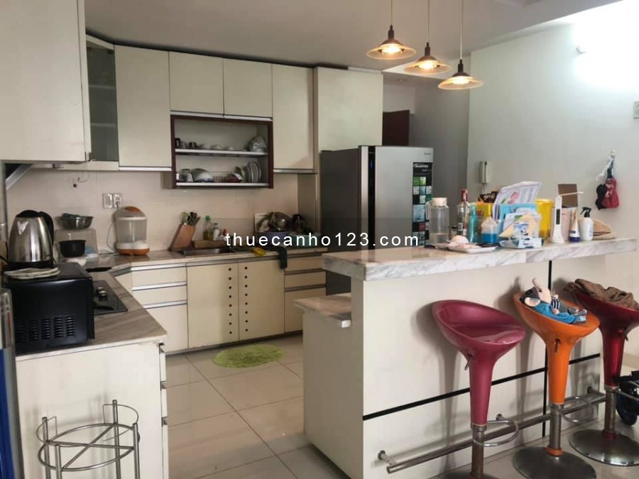 Cho thuê căn penthouses Chung cư PN-Techcon quận Phú Nhuận 3PN-2WC-145m2 full nội thất có sân vườn giá 20tr/th