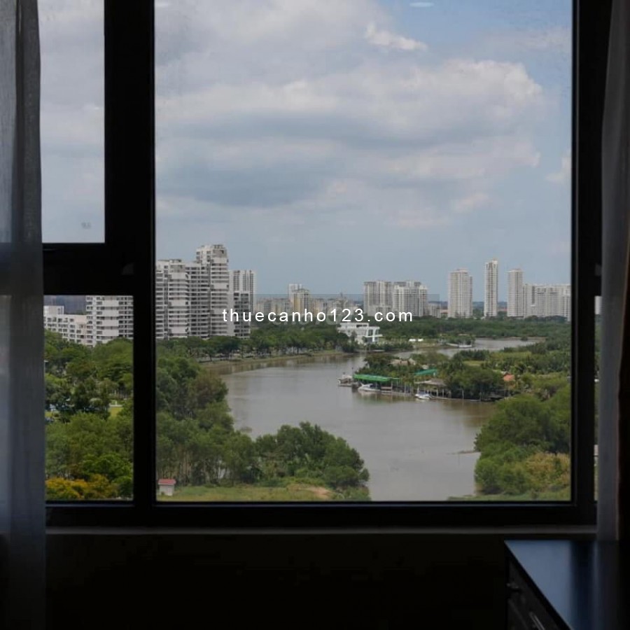 Cho thuê căn hộ cao cấp mới toanh tại chung cư Saigon South Residences. 3PN, 2WC, Giá thuê 17 triệu/tháng